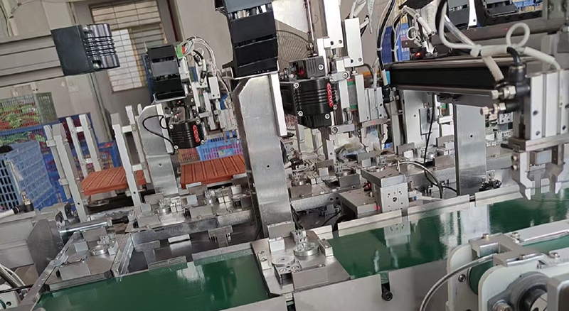 淺談螺絲和彈簧自動化組裝檢測設(shè)備的工作原理、結(jié)構(gòu)和保養(yǎng)維護(hù)要求