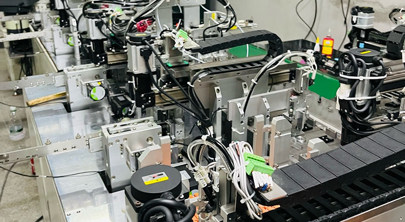 自動化組裝設(shè)備相較于人工組裝在效率上具有哪些？